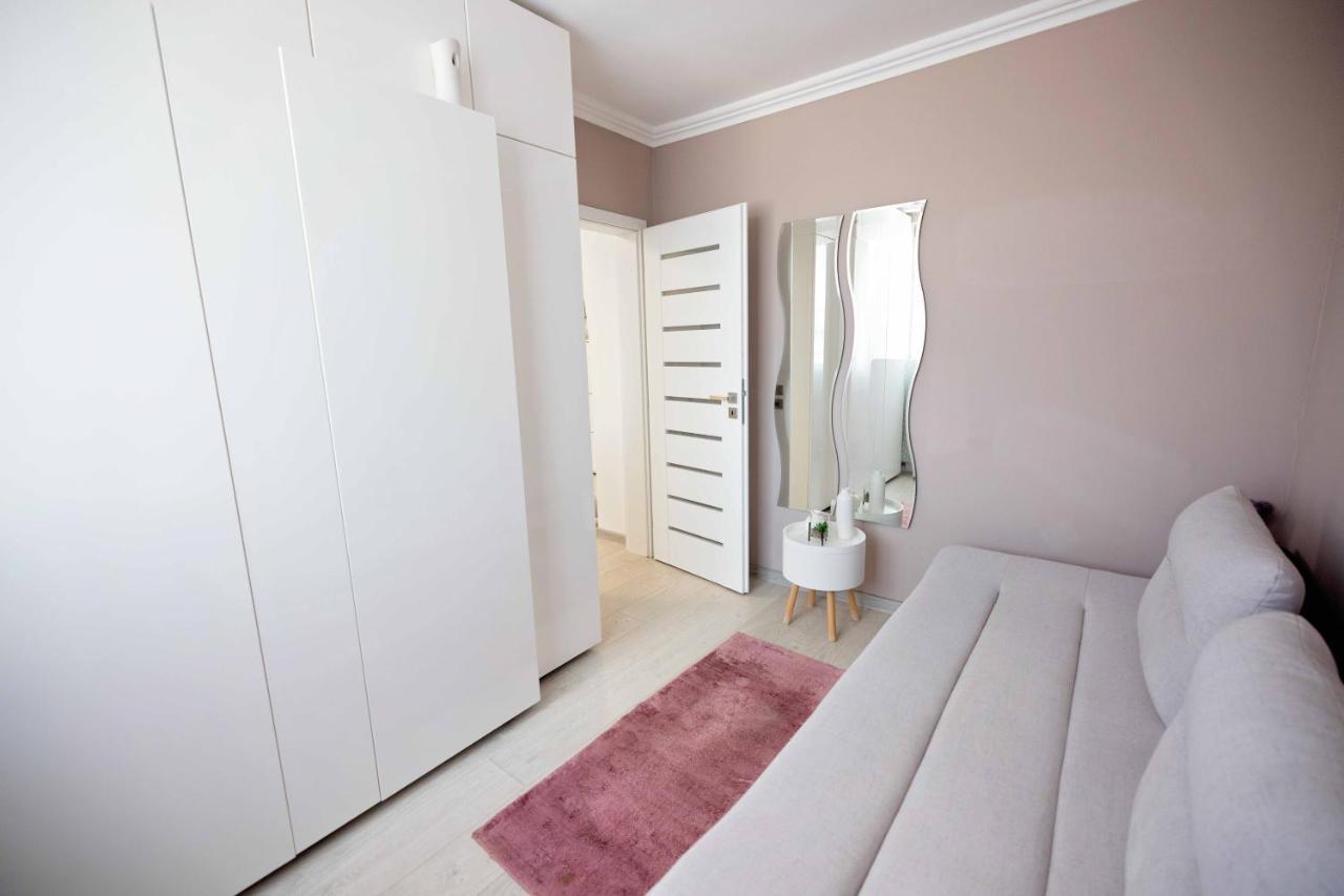 Joyful Apartment Timisoara Exterior photo